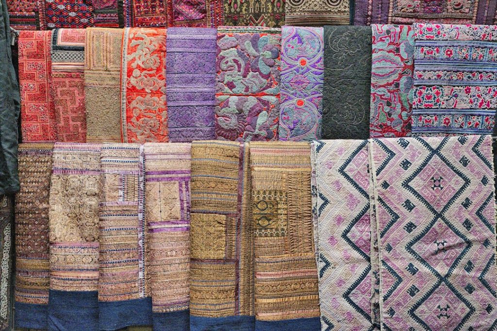 Exploring the Latest Trends in Printed Abaya Designs