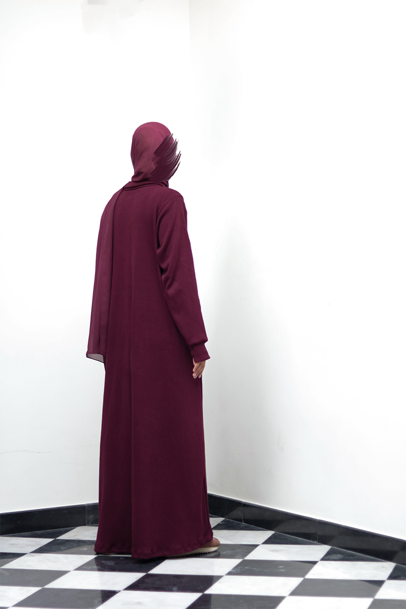 Burgundy Knit Abaya - Image 4
