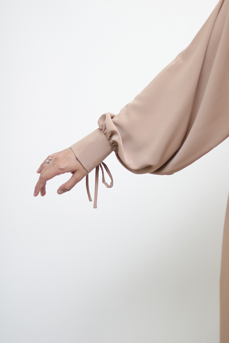 Cupcake Beige Bow Everyday Abaya