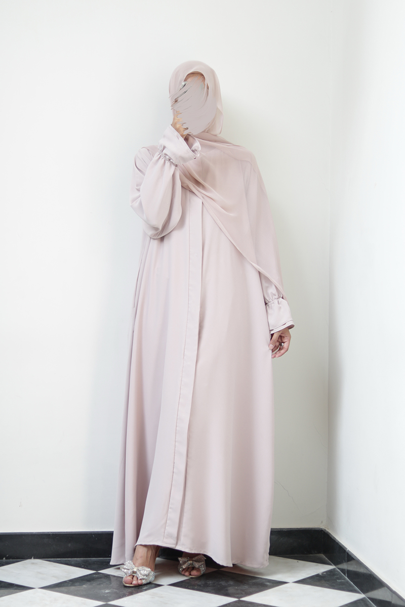Strawberry Milk Buttoned Petal Abaya - Image 3