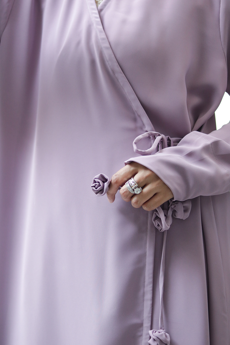 Ube Latte Rose Wrap Abaya - Image 8