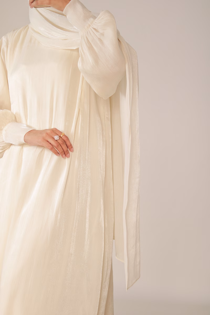 Sea Shell Dream Muse Abaya - Image 11